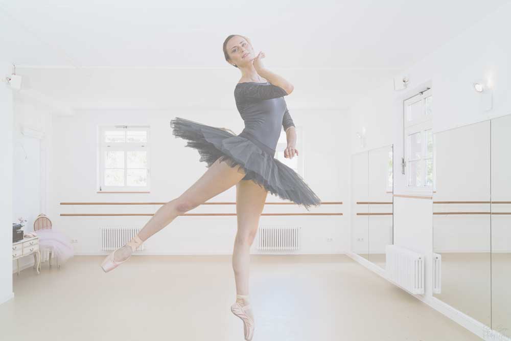 Valerie Lauer Ballerina